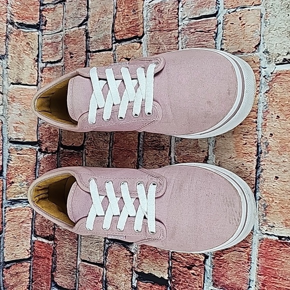 VANS LOWTOP SHOES WOMANS SIZE 8 GUC - Picture 3 of 11